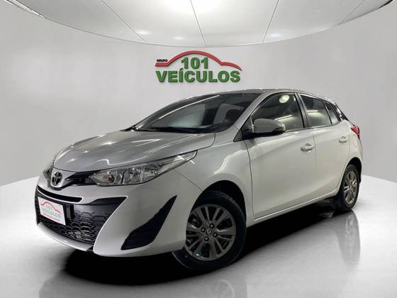 TOYOTA YARIS 1.5 16V FLEX XL PLUS CONNECT MULTIDRIVE TOYOTA YARIS 1.5 16V FLEX XL PLUS CONNECT MULTIDRIVE